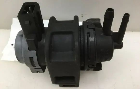 Nissan Note (E11) Turbo solenoid valve 8200518929