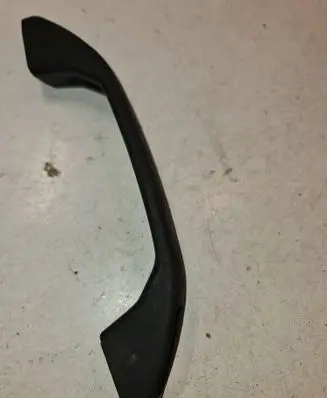 Rear interior roof grab handle