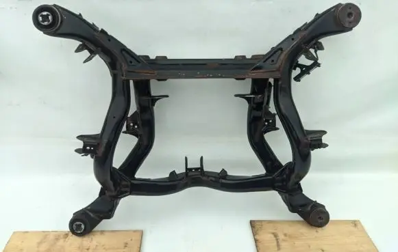 Porsche Cayenne (9PA) Rear subframe 7L0599303B 12608