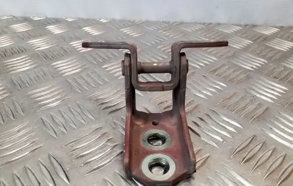 Nissan Juke I F15 Front door upper hinge