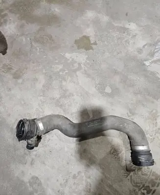 BMW X5 F15 Engine coolant pipe/hose 7644095 16269713 16269713P