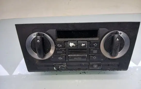 Audi A3 S3 8P Climate control unit 8P0820043D 8P0820043D5PR 412206018011