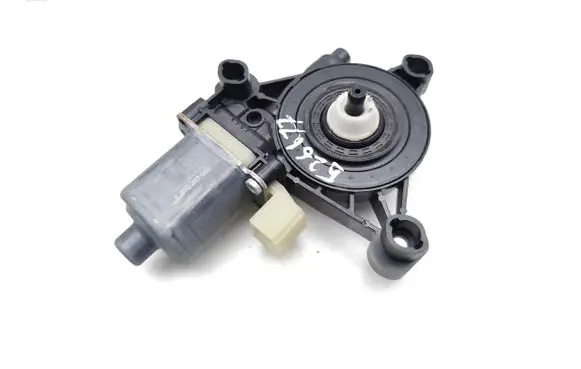 Volkswagen Golf VIII Front door window regulator motor 5Q0959802A
