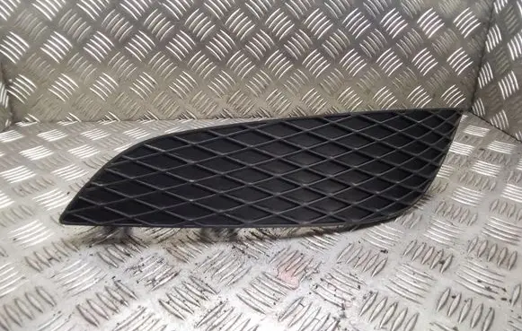 Opel Astra H Front bumper lower grill 13225762