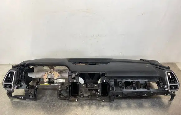KIA Sorento IV Dashboard Q057000D 84710R5000WK
