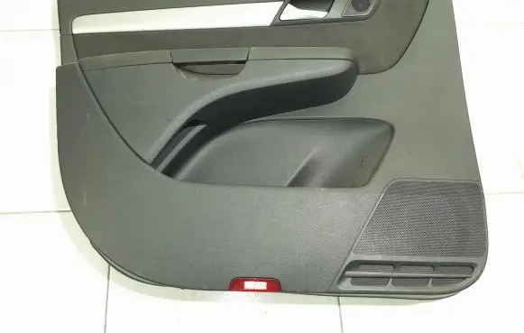 Volkswagen Sharan Front door card panel trim 7N2867011