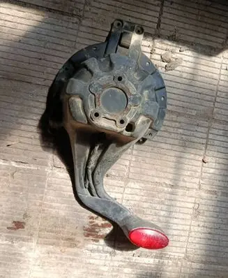 Land Rover Freelander Spare wheel mounting bracket BHU490010