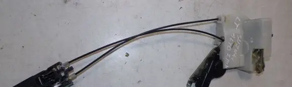 Suzuki Alto Front door lock