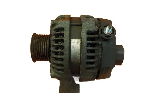 Land Rover Discovery 3 - LR3 Generator/alternator 1042103711 104210