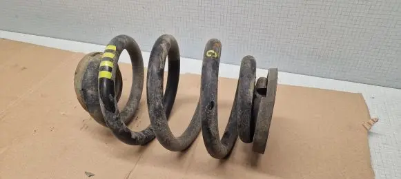 Volkswagen Transporter - Caravelle T5 Rear coil spring