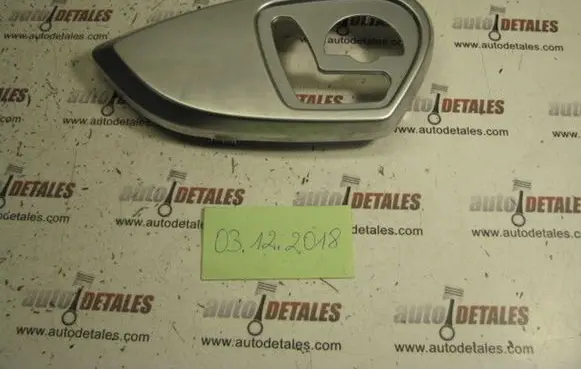 Mercedes-Benz GL X164 Front door seat control surround trim A6757309213