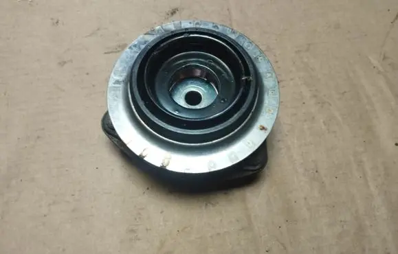 Honda Civic Coil spring mount 