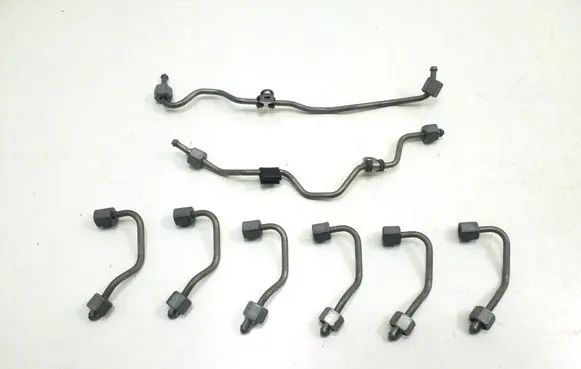 Mercedes-Benz CLS C218 X218 Fuel injector supply line/pipe 