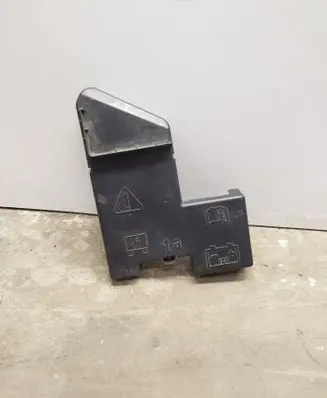 Ford Explorer VI Fuse box cover L1MT14N003