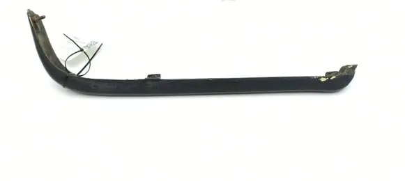 Mercedes-Benz E W123 Rear/tail light trim molding 