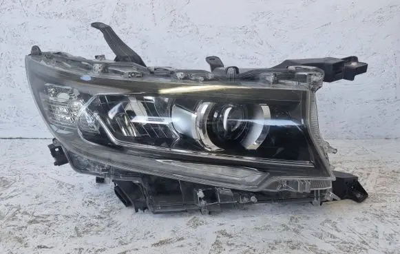 Toyota Land Cruiser (J150) Headlight/headlamp