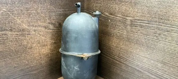 Iveco Daily 3rd gen Vacuum air tank 99480041