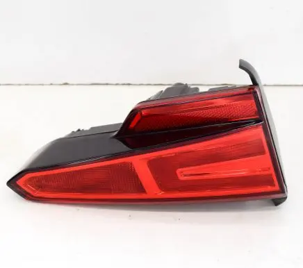 Audi A4 S4 B9 8W Tailgate rear/tail lights 8W5945075A 2SA012249