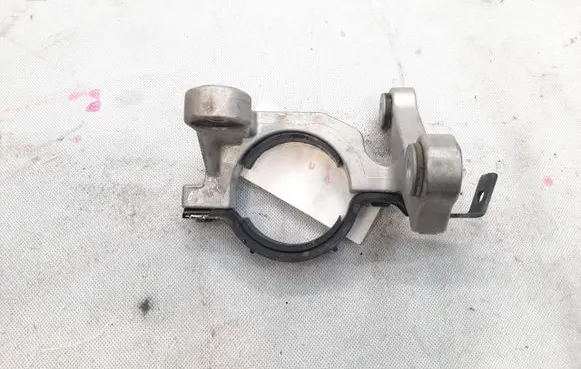 KIA Sportage Driveshaft support bearing bracket 
