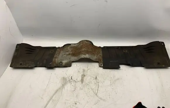 Hyundai Tucson JM Center/middle under tray cover