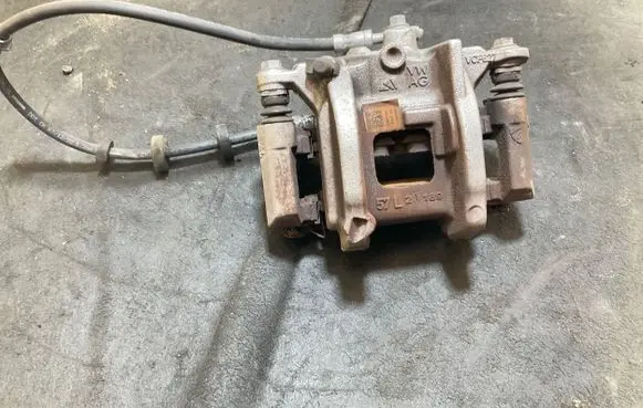 Cupra Born Front brake caliper 1EA615105G YAZ004400R 220822326