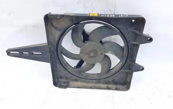 Fiat Bravo - Brava Radiator cooling fan shroud 8240163