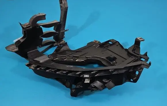 Audi A4 S4 B8 8K Headlight/headlamp mounting bracket 8K0805607A IMPRK1552821