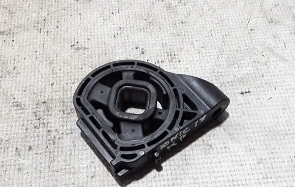 Hyundai Ioniq Radiator mount bracket 25333-F2000