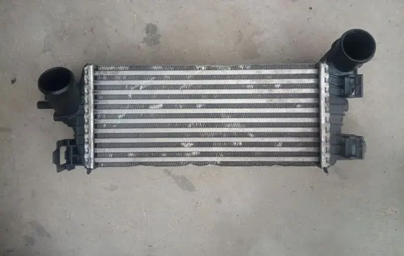 Ford Focus Intercooler radiator