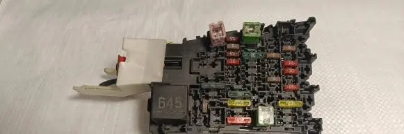 Skoda Octavia Mk3 (5E) Fuse module 5Q0937615C