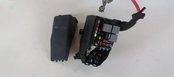 Volvo S80 Fuse module 6G9T14A067CA PA6GB20GF10