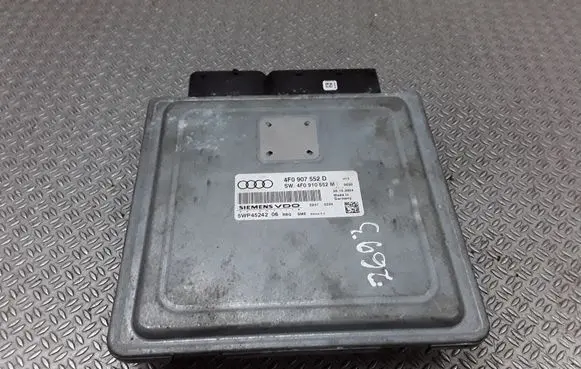 Audi A6 S6 C6 4F Engine control unit/module 4F0907552D 4F0910552M
