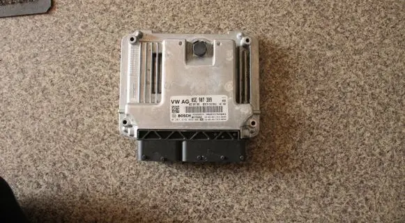 Audi A1 Engine control unit/module 05E907309 0261S16449