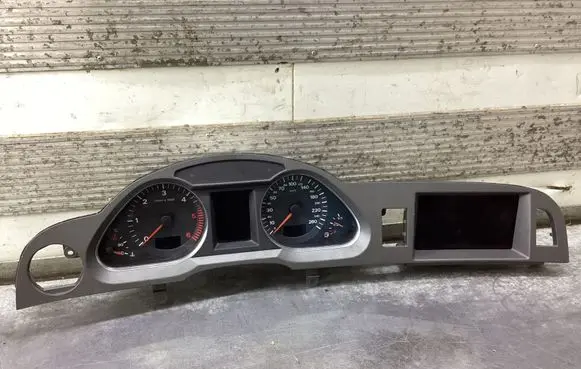 Audi A6 S6 C6 4F Speedometer (instrument cluster) 4F0920931B 4F0910900A 503000731602