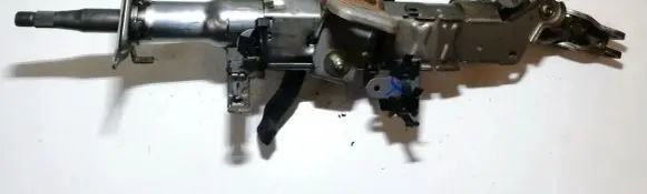 Nissan Primera Steering wheel axle