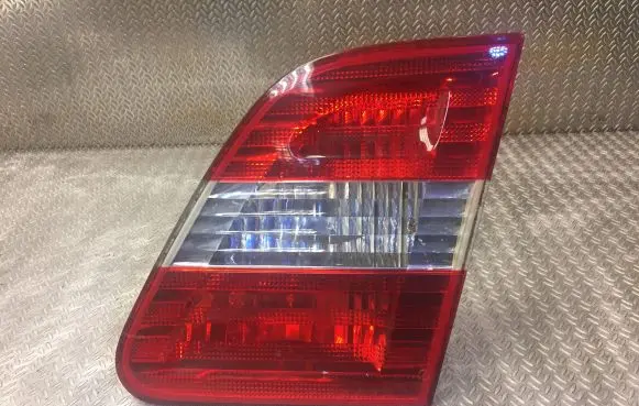 Mercedes-Benz B W245 Tailgate rear/tail lights 1698201264 A1698201264
