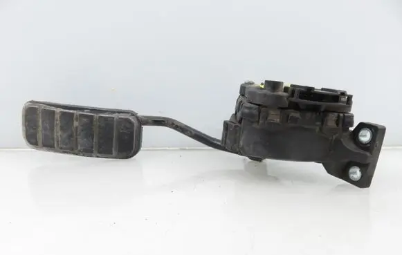 Renault Master II Accelerator throttle pedal 6PV00811904 7700314525