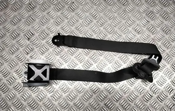 BMW X6 E71 Front seatbelt S27160419H 0713E7T1V4