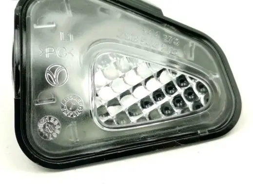 Volkswagen PASSAT B7 Front door interior light 3C8945291