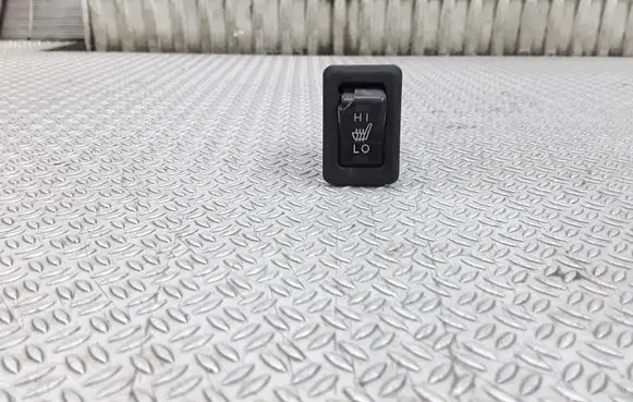 Mitsubishi Space Star Seat heating switch