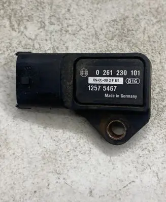Opel Corsa D Air pressure sensor 0261230101 12575467 0905082FB1