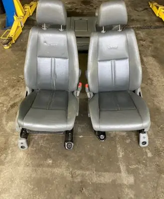 Jeep Grand Cherokee (WK) Interior set 