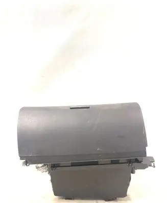 Mercedes-Benz E W211 Glove box