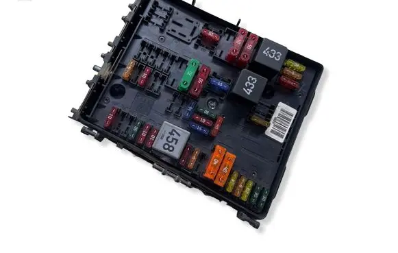 Audi A3 S3 8P Fuse box set 1K0937124D