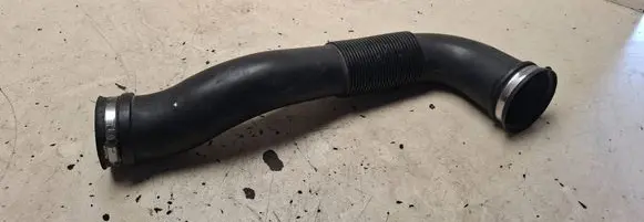 Opel Astra H Air intake hose/pipe 55559548 551020308