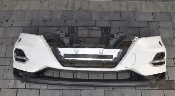 Nissan Qashqai Front bumper