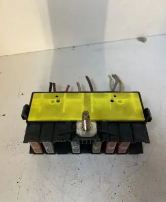 Peugeot 406 Fuse module 9636079380