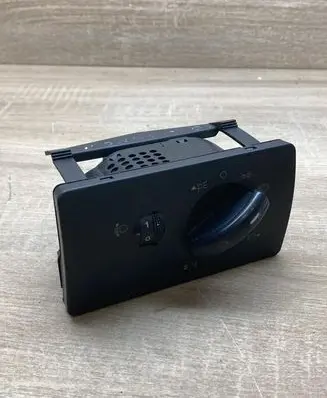 Ford Mondeo Mk III Light switch 4S7T13A024FA