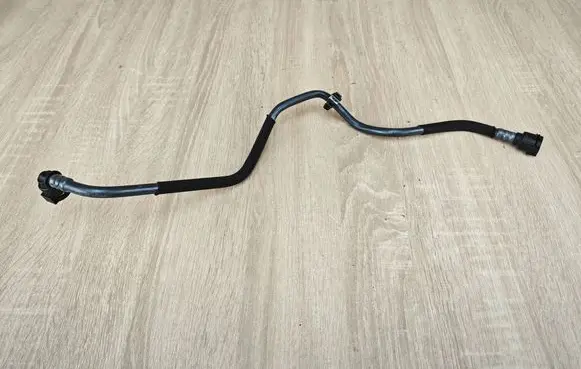 BMW X6 G06 Engine coolant pipe/hose 8598359