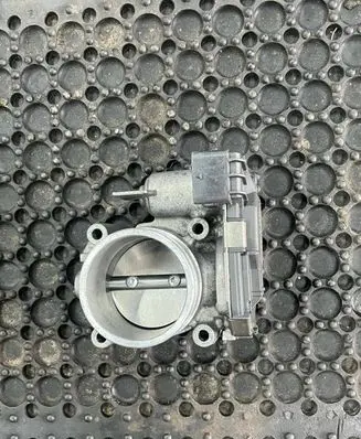 Mercedes-Benz C W205 Throttle valve A2641410000 12200101E